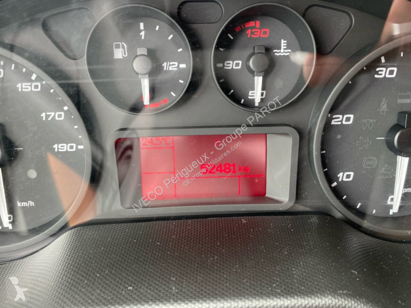 Veicolo commerciale Iveco 35C16 empattement 4100