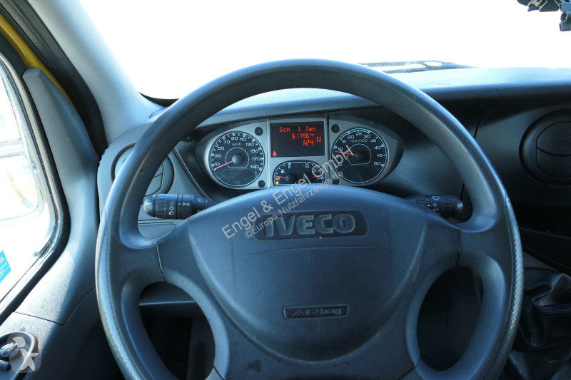 Užitkové vozidlo Iveco Daily 35 S11 C30C...