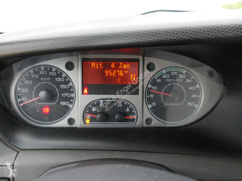 Veicolo commerciale Iveco Daily 35 S11 C30C...