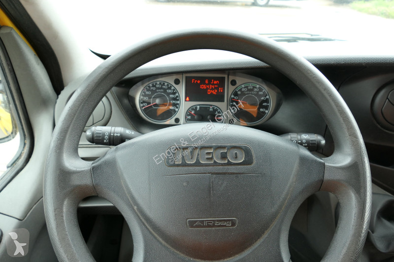 Nyttofordon Iveco Daily 35 S11 C30C AUTOMATIK...