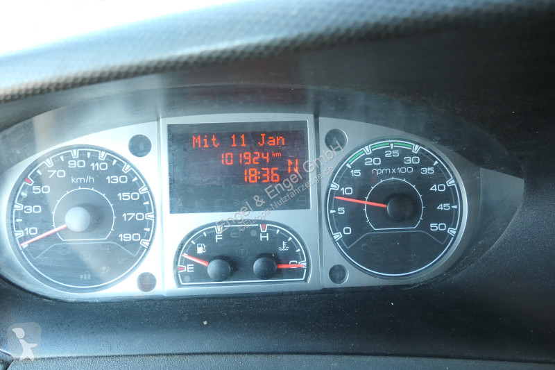 Furgoneta Iveco Daily 35 S11 C30C AUTOMATIK...