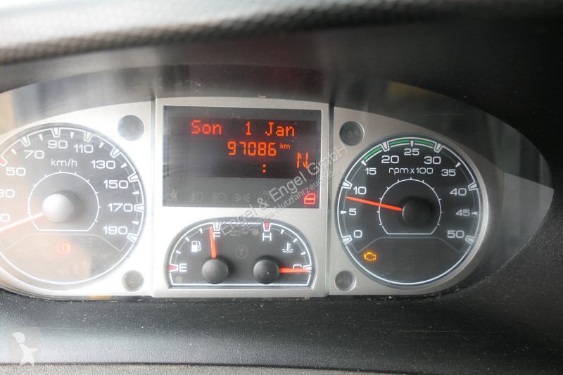 Užitkové vozidlo Iveco Daily 35 S11 C30C...