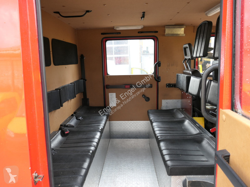Autoutilitară Mercedes 814 D LF 8/6 DoKa AHK...