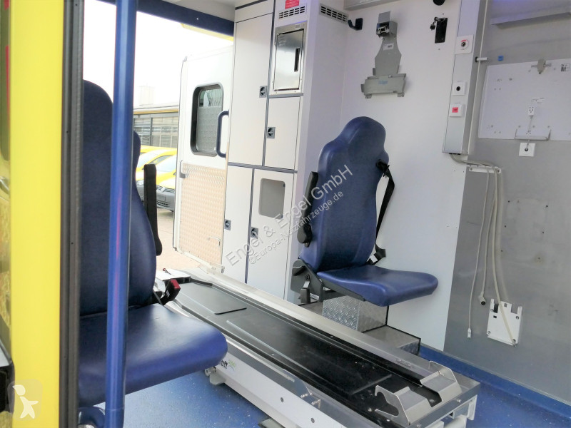 Véhicule utilitaire Mercedes Sprinter II 516...