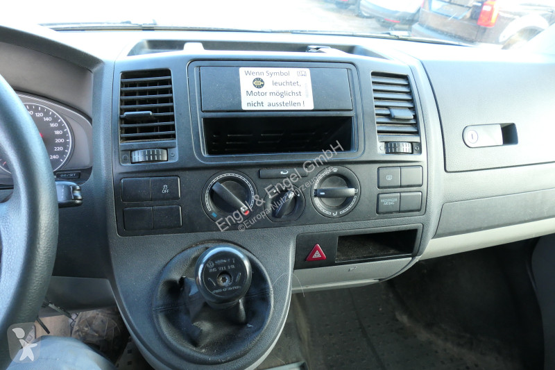 Volkswagen T5 Transporter 2.0 TDI 2-Sitzer...