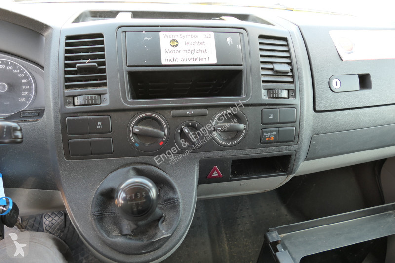 Veicolo commerciale Volkswagen T5 Transporter...