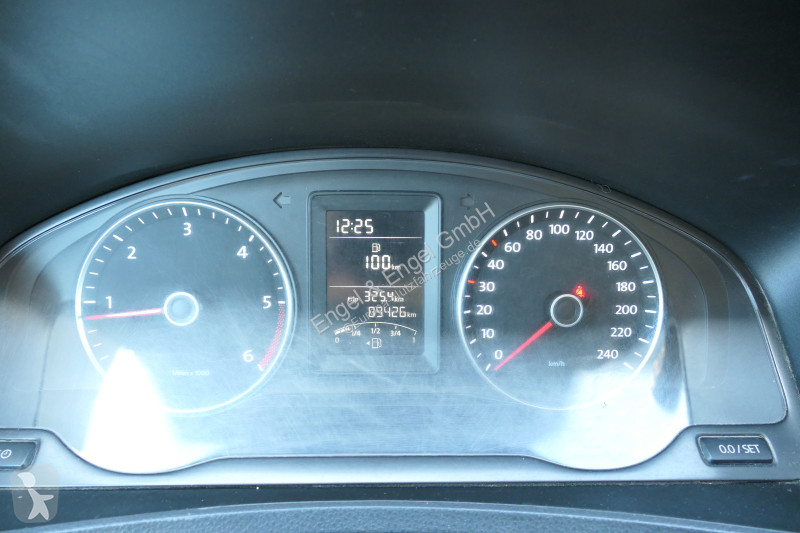 Autoutilitară Volkswagen T5 Transporter 2.0 TDI...