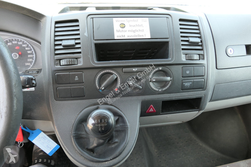 Veicolo commerciale Volkswagen T5 Transporter...