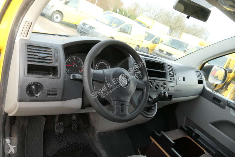 Autoutilitară Volkswagen T5 Transporter 2.0 TDI...