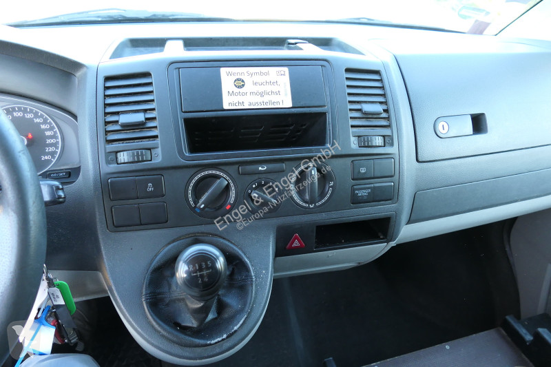 Veicolo commerciale Volkswagen T5 Transporter...