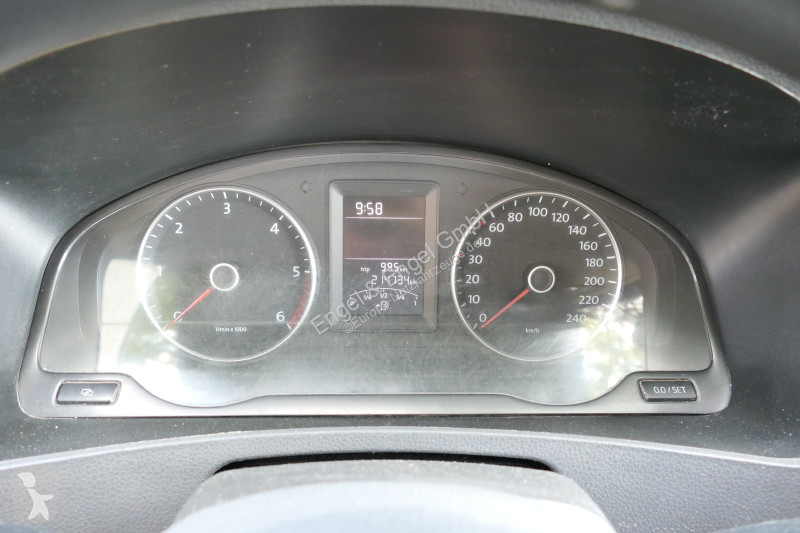 Autoutilitară Volkswagen T5 Transporter 2.0 TDI...
