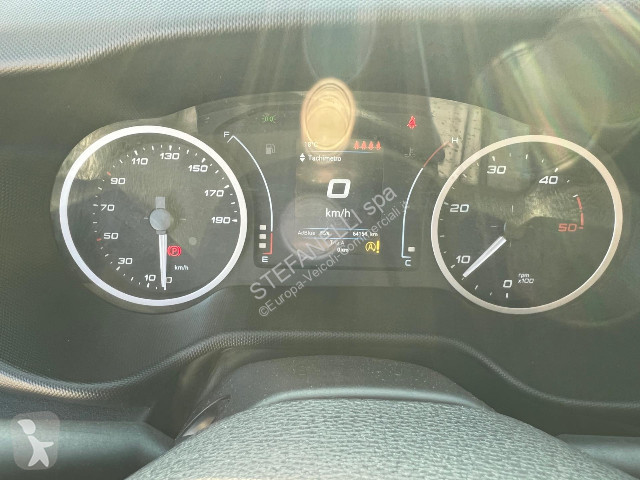 Veículo utilitário Iveco DAILY 35C14H D...