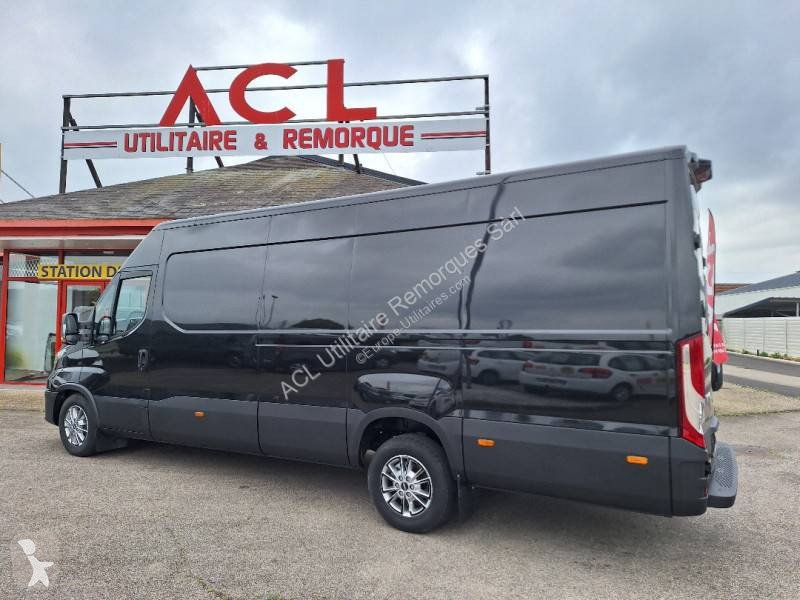 Furgoneta Iveco