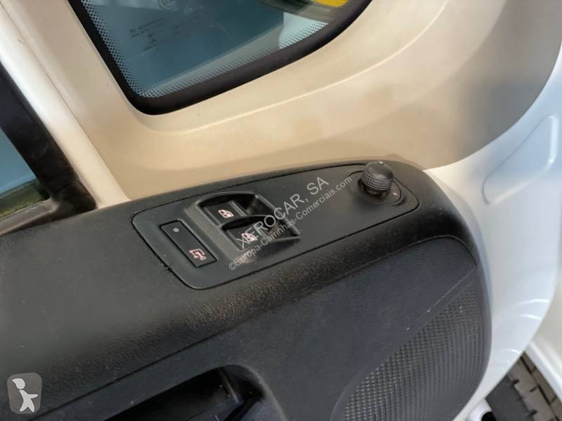 Veículo utilitário Peugeot