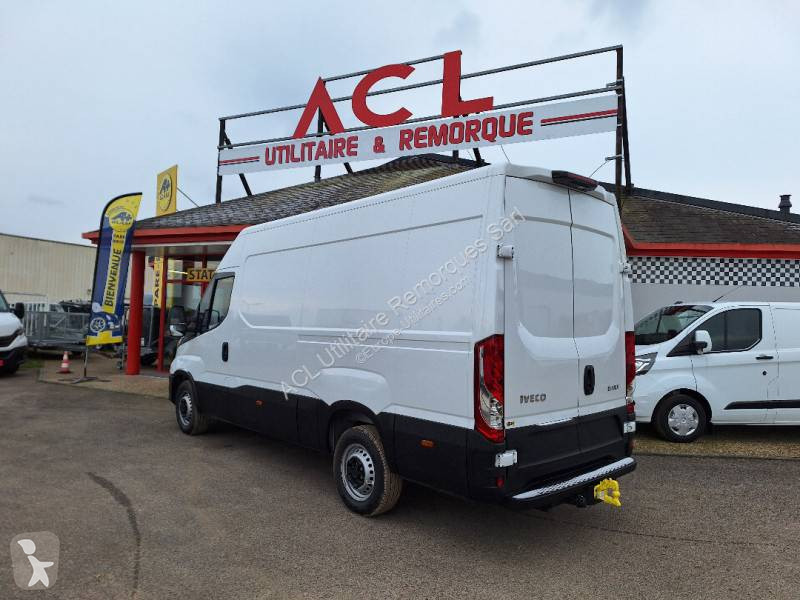Furgoneta Iveco