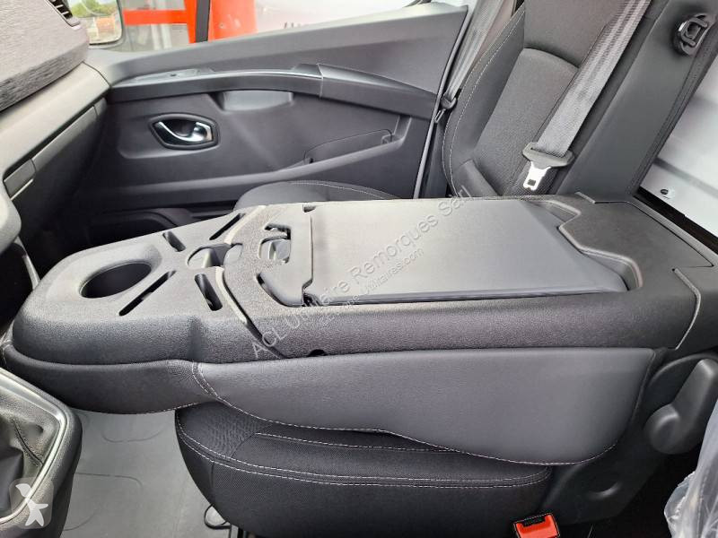 Furgoneta Nissan