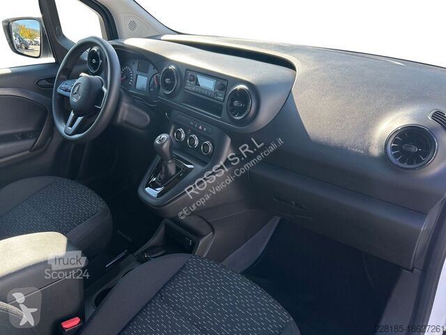 Autoutilitară Mercedes ECITAN FURGONE EXTRALONG