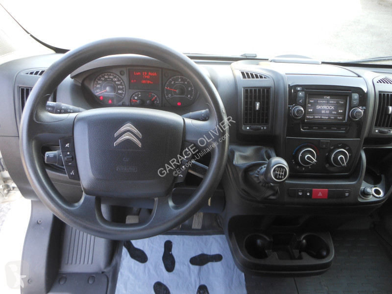 Užitkové vozidlo Citroën 33 L2H2 2.0 Bluehdi...