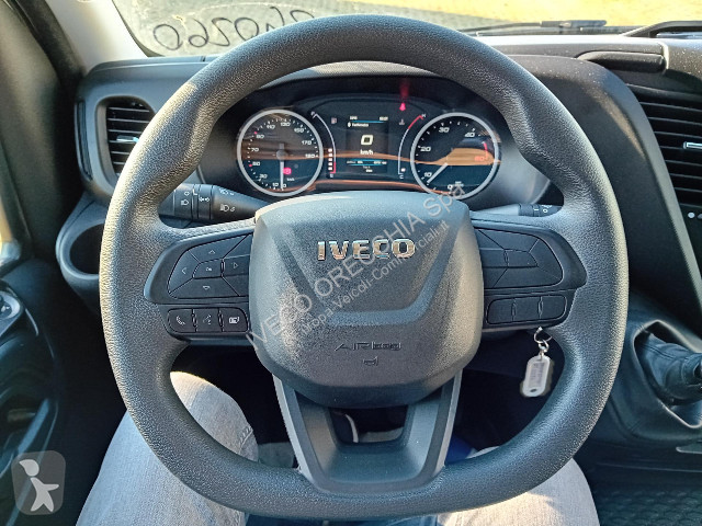 Veicolo commerciale Iveco DAILY 35S14 - 3520 - 6+1