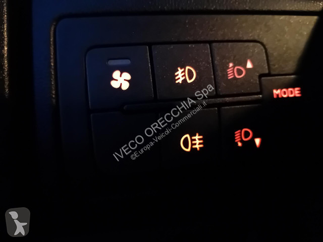 Veicolo commerciale Peugeot BOXER - 9 POSTI