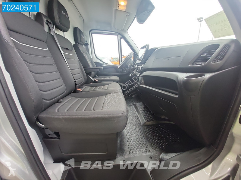 Autoutilitară Iveco 35C18 3.0L Automaat L3H2...