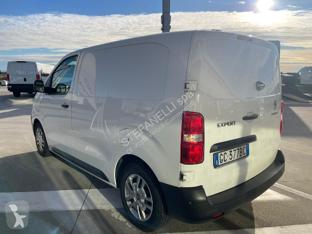 Autoutilitară Peugeot EXPERT 1.5 PREMIUM Compact