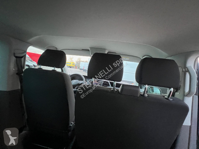 Furgoneta Volkswagen CARAVELLE TREND TDI 9 POSTI