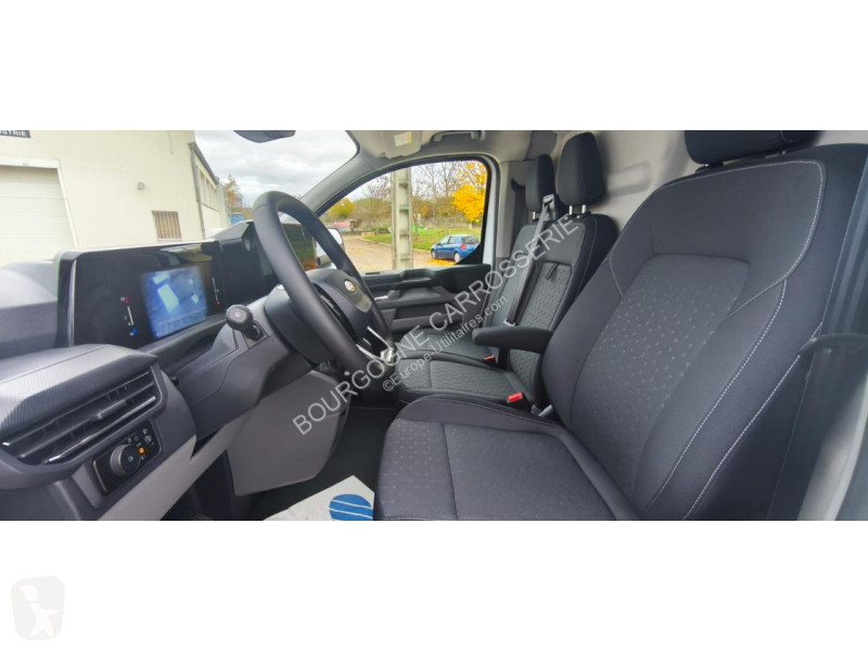 Véhicule utilitaire Ford TRANSIT CUSTOM 2.0...