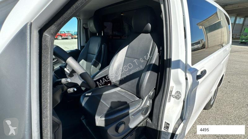 Véhicule utilitaire Mercedes 114CDI AMBULANCE