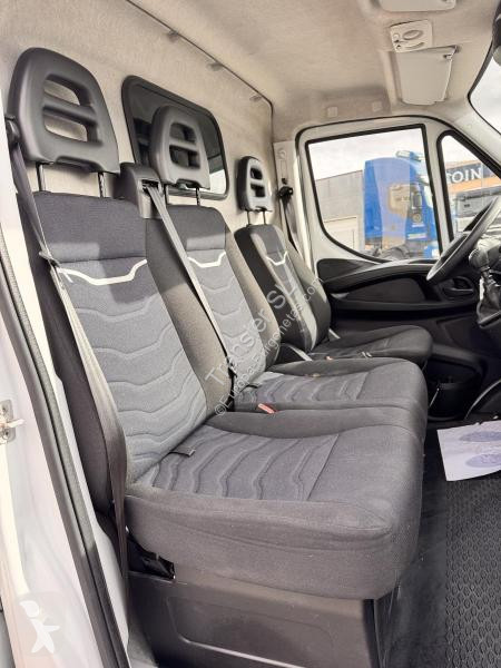 Furgoneta Iveco 35-S-16