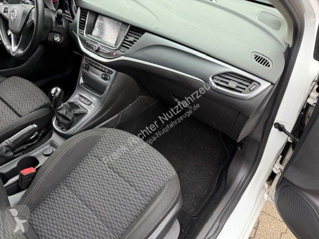 Véhicule utilitaire Opel K Sports Tourer...