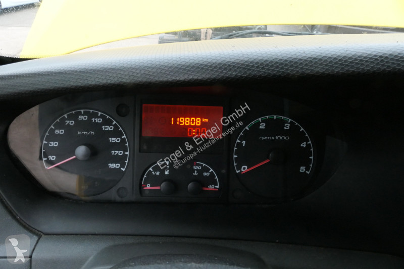 Veicolo commerciale Iveco Daily 35 S11 C30C...