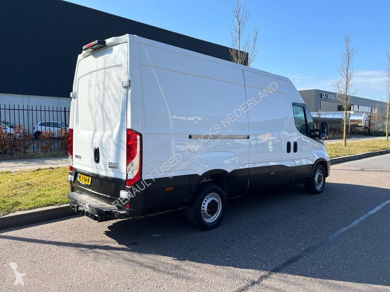 Furgoneta Iveco 35 S 16V, Hi-Matic, 352 L H3,...