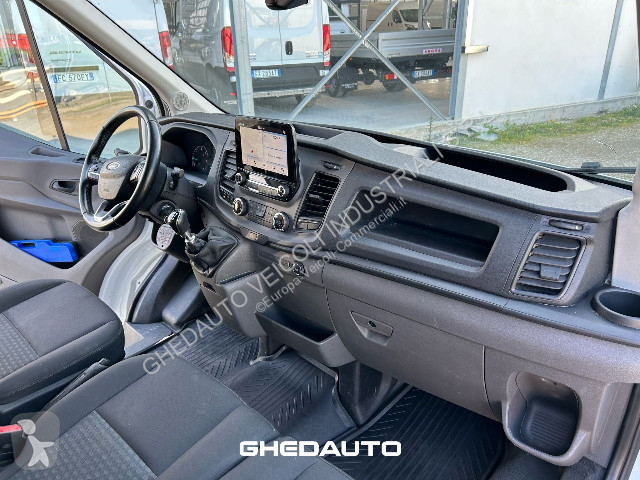 Autoutilitară Ford Transit V363 RWD 2019 -...