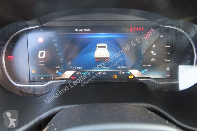 Véhicule utilitaire Iveco 35C14 Doka Neu 28x...