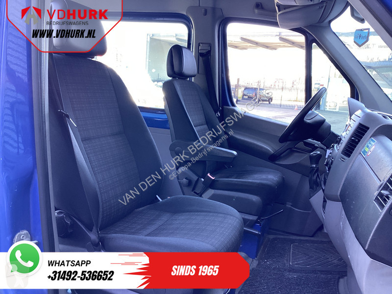 Véhicule utilitaire Mercedes 213 2.2 CDI Aut....