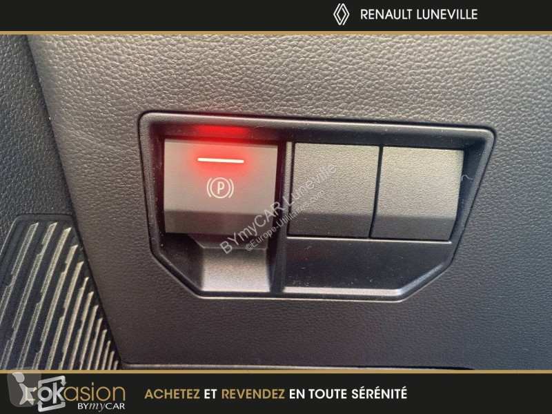 Veicolo commerciale Dacia Duster Hybrid 140 4x2
