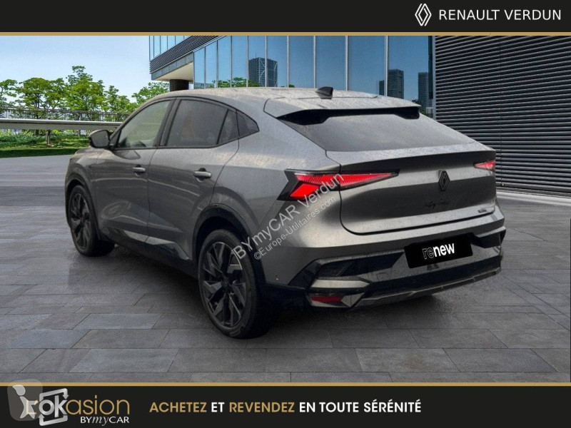 Autoutilitară Renault Rafale E-Tech full hybrid...