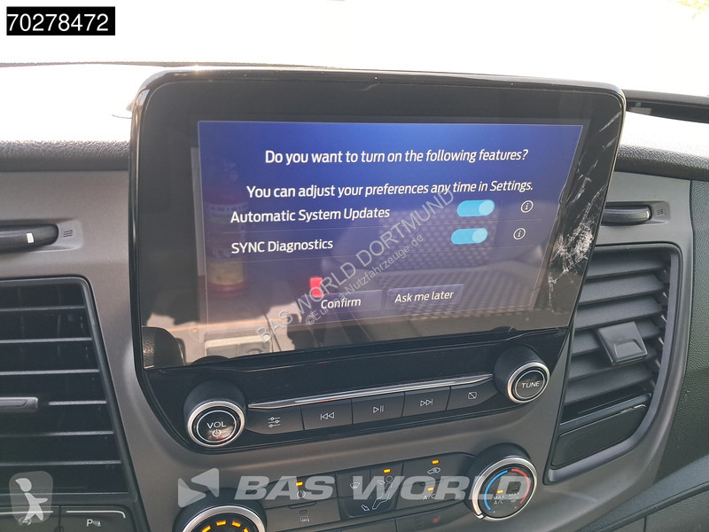 Furgoneta Ford 130PK Automatik L1H1 AHK Navi...
