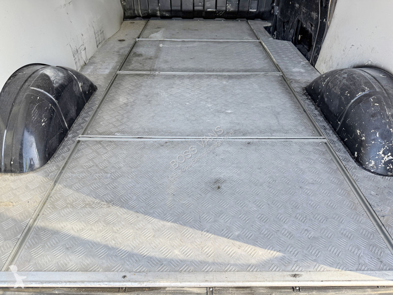 Nyttofordon Iveco 35S16 L2H2 Airco Cruise...
