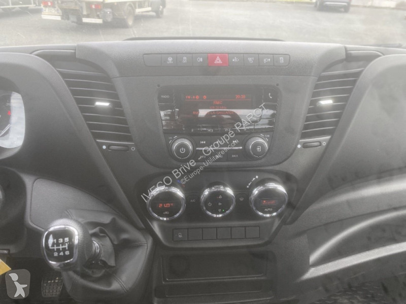Užitkové vozidlo Iveco 35C16H3.0 Empattement 4100