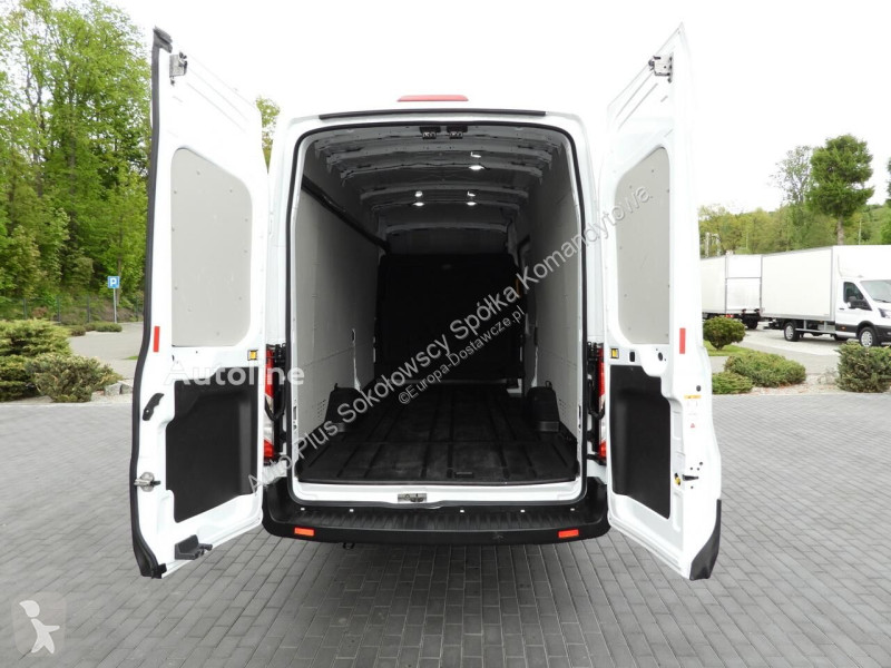 Furgoneta Ford TRANSIT  FURGON TEMPOMAT...