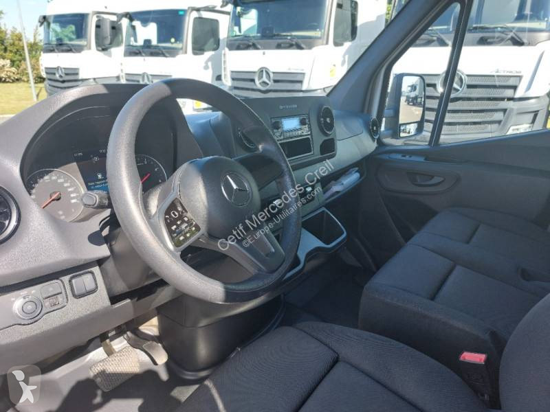 Véhicule utilitaire Mercedes