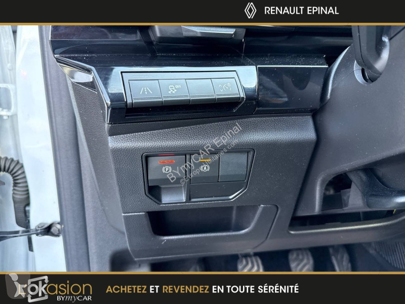Veículo utilitário Renault Austral mild hybrid...