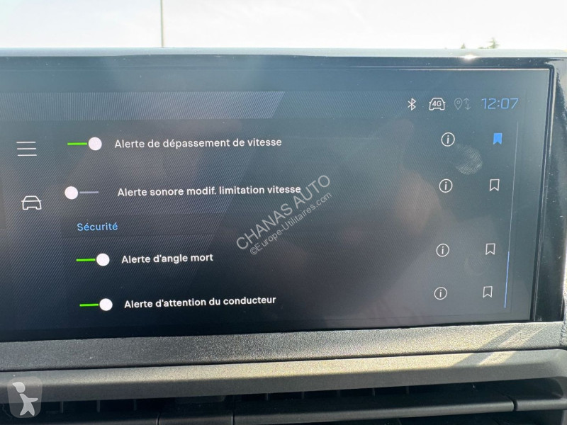 Véhicule utilitaire Peugeot M 2.0 BLUEHDI 145...