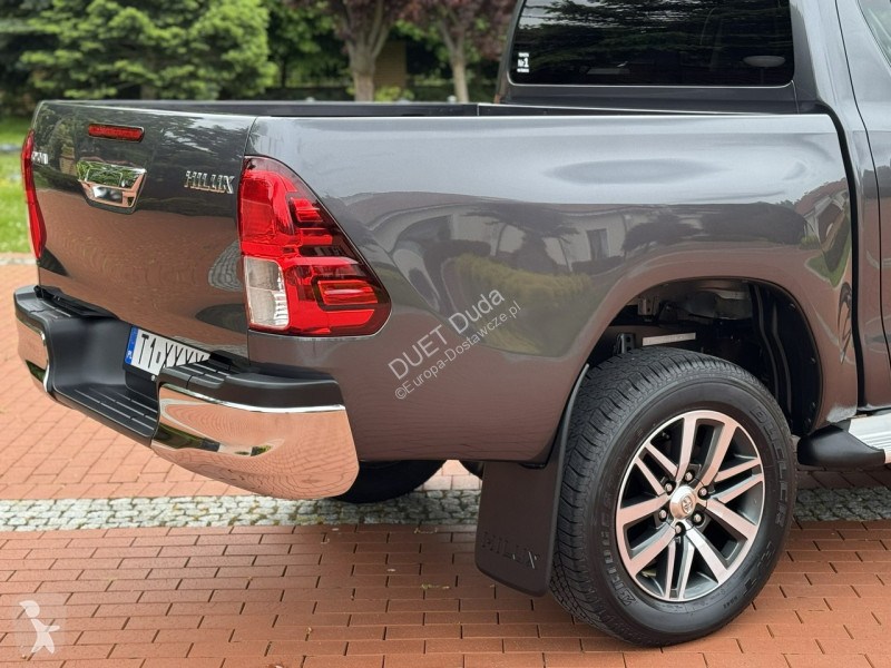 Autoutilitară Toyota Hilux