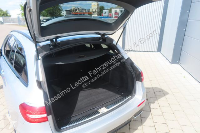 Užitkové vozidlo Mercedes E 400 E -lasse...