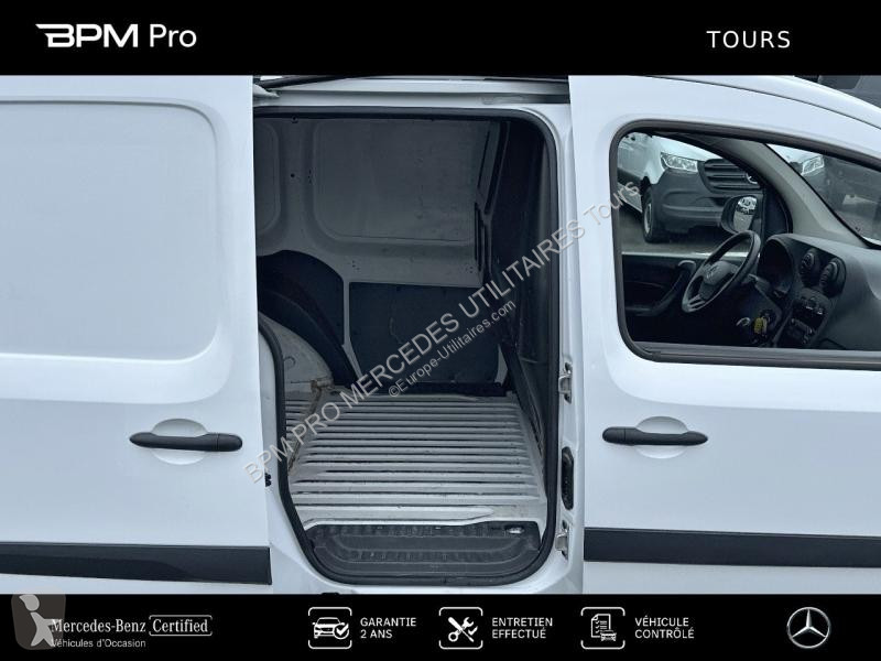Véhicule utilitaire Mercedes 109 CDI Long Pro...