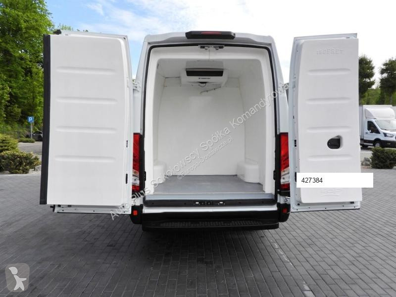 Autoutilitară Iveco DAILY 35S14 FURGON CHŁODNIA...