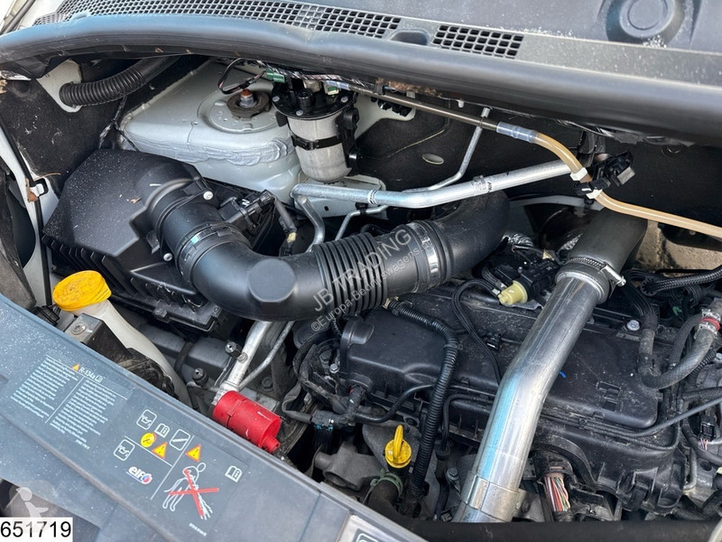 Autoutilitară Renault 130 EURO 6, 80.554 KM ?
